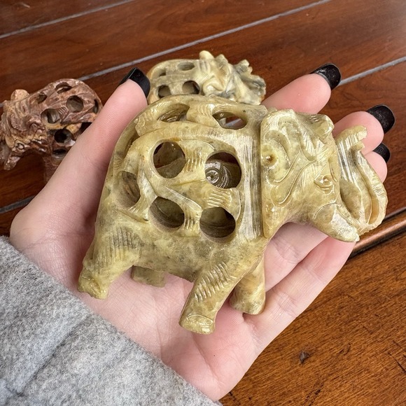 Vintage Hand Carved Soapstone Momma Elephant W/Baby Inside Figurines Lot Of 5 - Picture 6 of 10